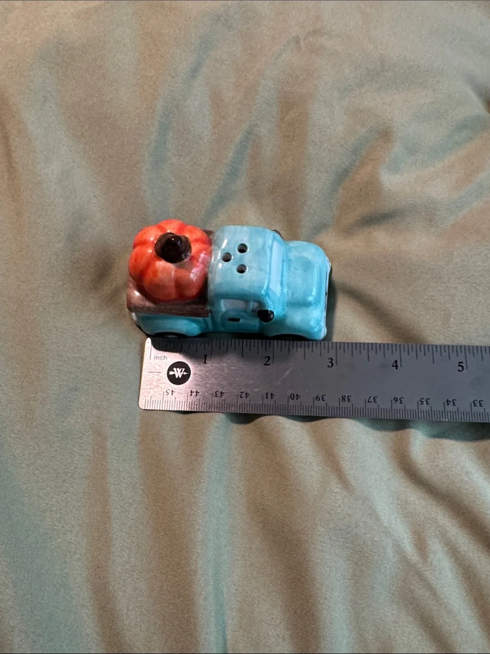 Fall Truck Salt and Pepper Pumpkin Blue Green